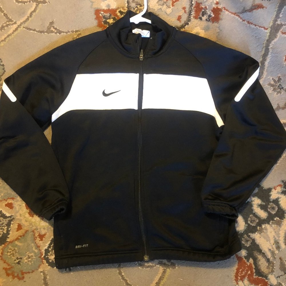 Nike Dri-Fit black sweater with white and black logo size 16-18, Like New